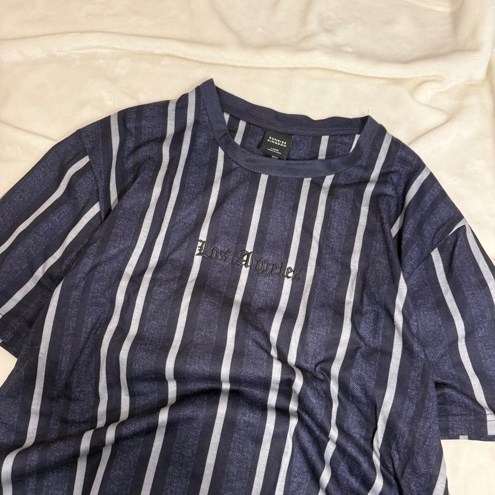 Sunrise‎ Kingdom Los Angeles Striped Tee Mens Large Navy Grey Streetwear Vibe - Picture 2 of 6